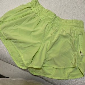 Lululemon tracker shorts